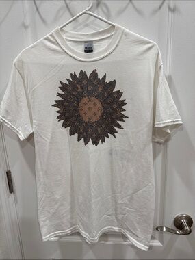 Gildan White Short-Sleeve Tee with Brown Sunflower Graphic